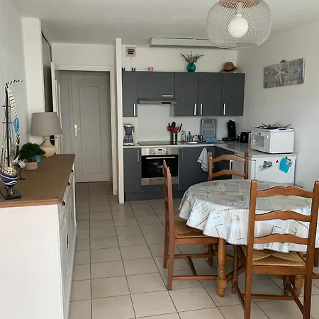 F2 A Fort-mahon-plage, Proche Mer, 1er Etage, Garage Prive, A Deux Pas Des Commerces - Fr-1-482-136 * Fort-Mahon-Plage