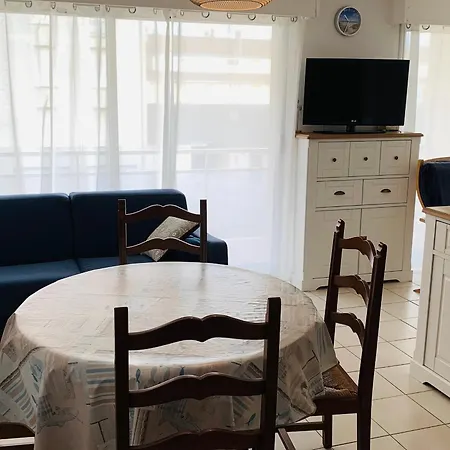 Apartment F2 A Fort-mahon-plage, Proche Mer, 1er Etage, Garage Prive, A Deux Pas Des Commerces - Fr-1-482-136 Fort-Mahon-Plage