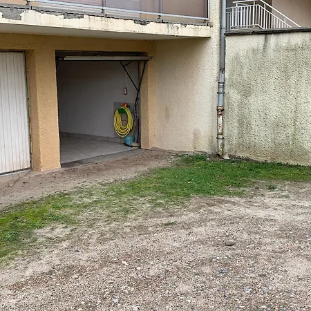 Apartment F2 A Fort-mahon-plage, Proche Mer, 1er Etage, Garage Prive, A Deux Pas Des Commerces - Fr-1-482-136